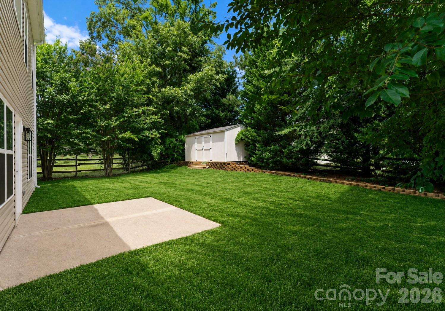 6923 Cascade Dream Court — Huntersville