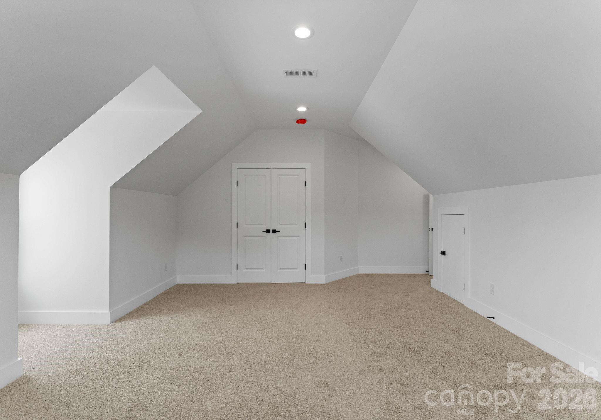 6923 Cascade Dream Court — Huntersville