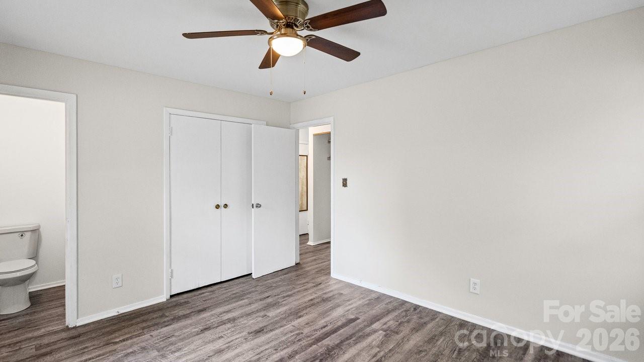 634 Kentbrook Drive — Charlotte