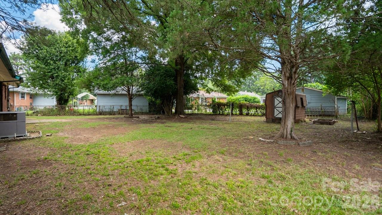 634 Kentbrook Drive — Charlotte