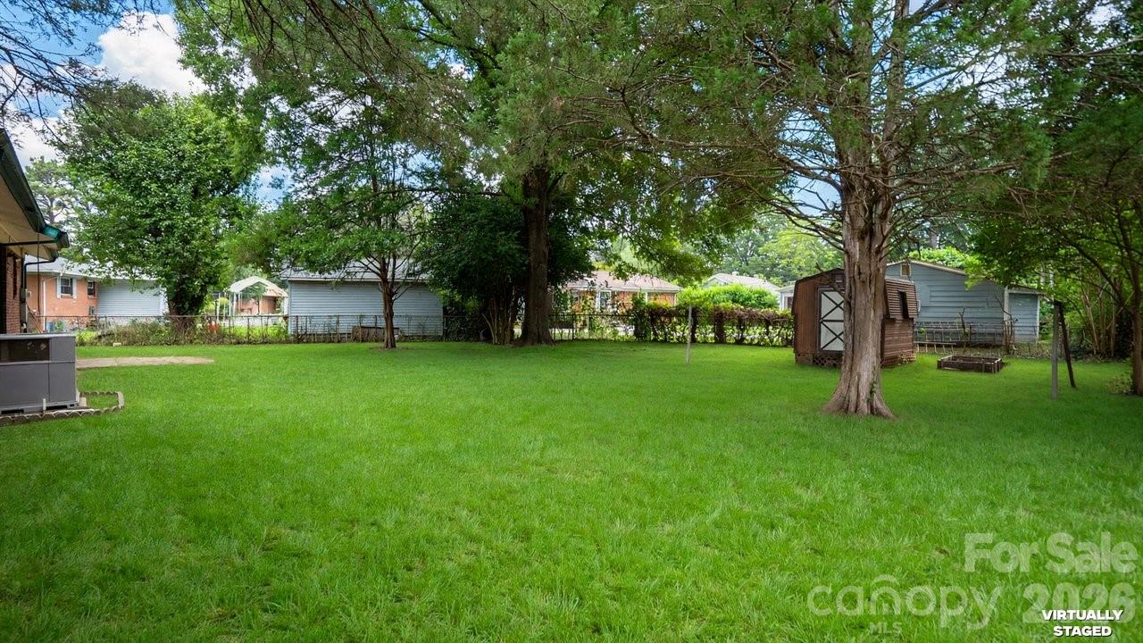 634 Kentbrook Drive — Charlotte