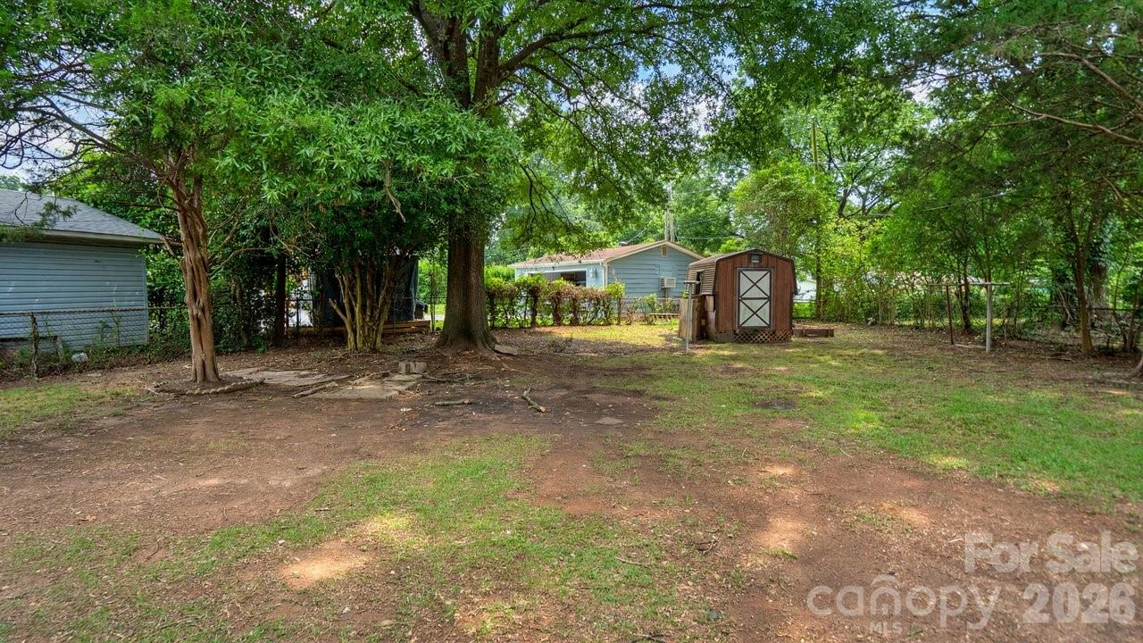 634 Kentbrook Drive — Charlotte