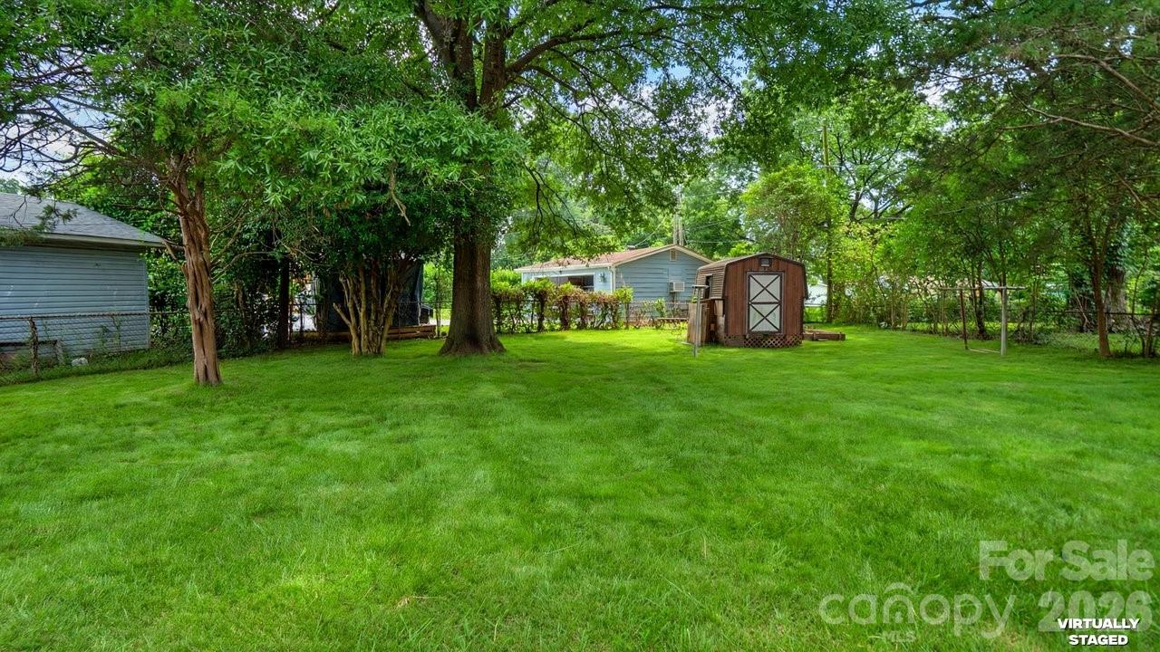 634 Kentbrook Drive — Charlotte