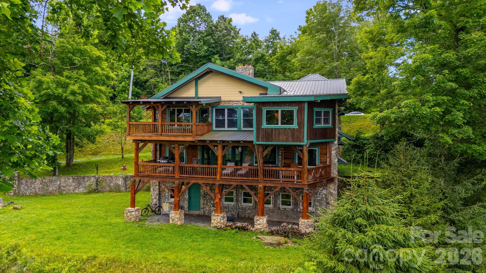 1185 Black Bear Drive — Mars Hill