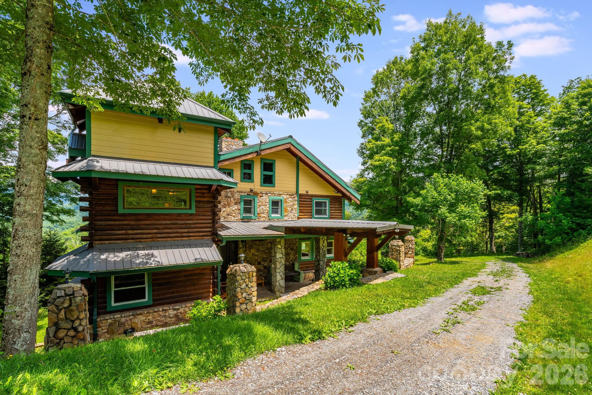 1185 Black Bear Drive — Mars Hill