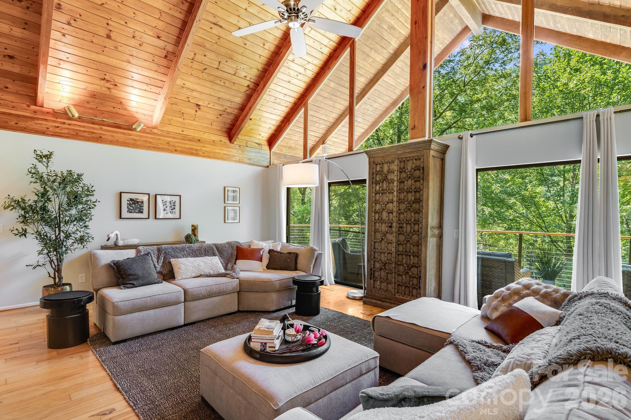 2752 Gerton Highway — Gerton