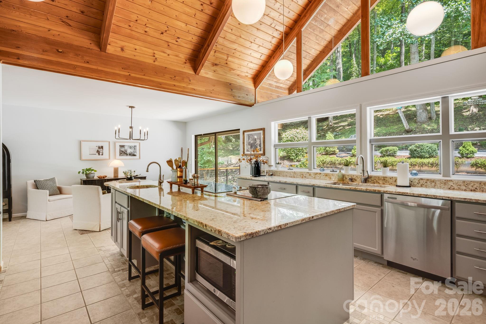 2752 Gerton Highway — Gerton