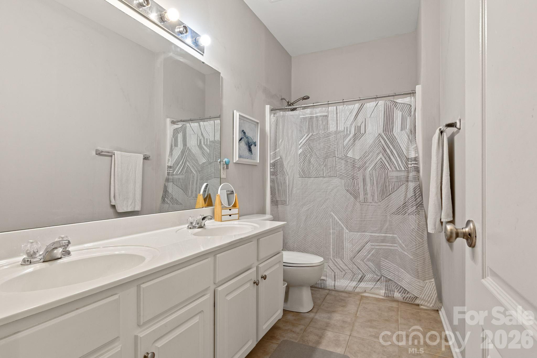 1334 Sarandon Drive — Matthews