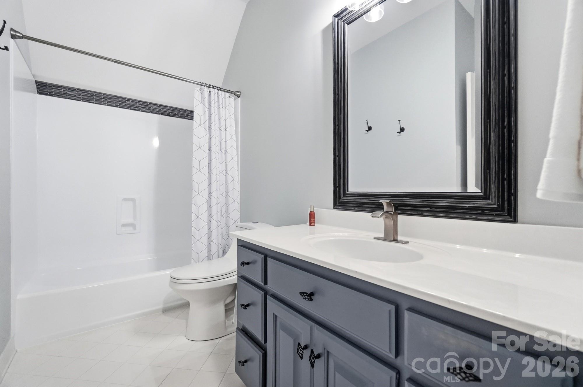 10427 Hadleigh Place — Charlotte