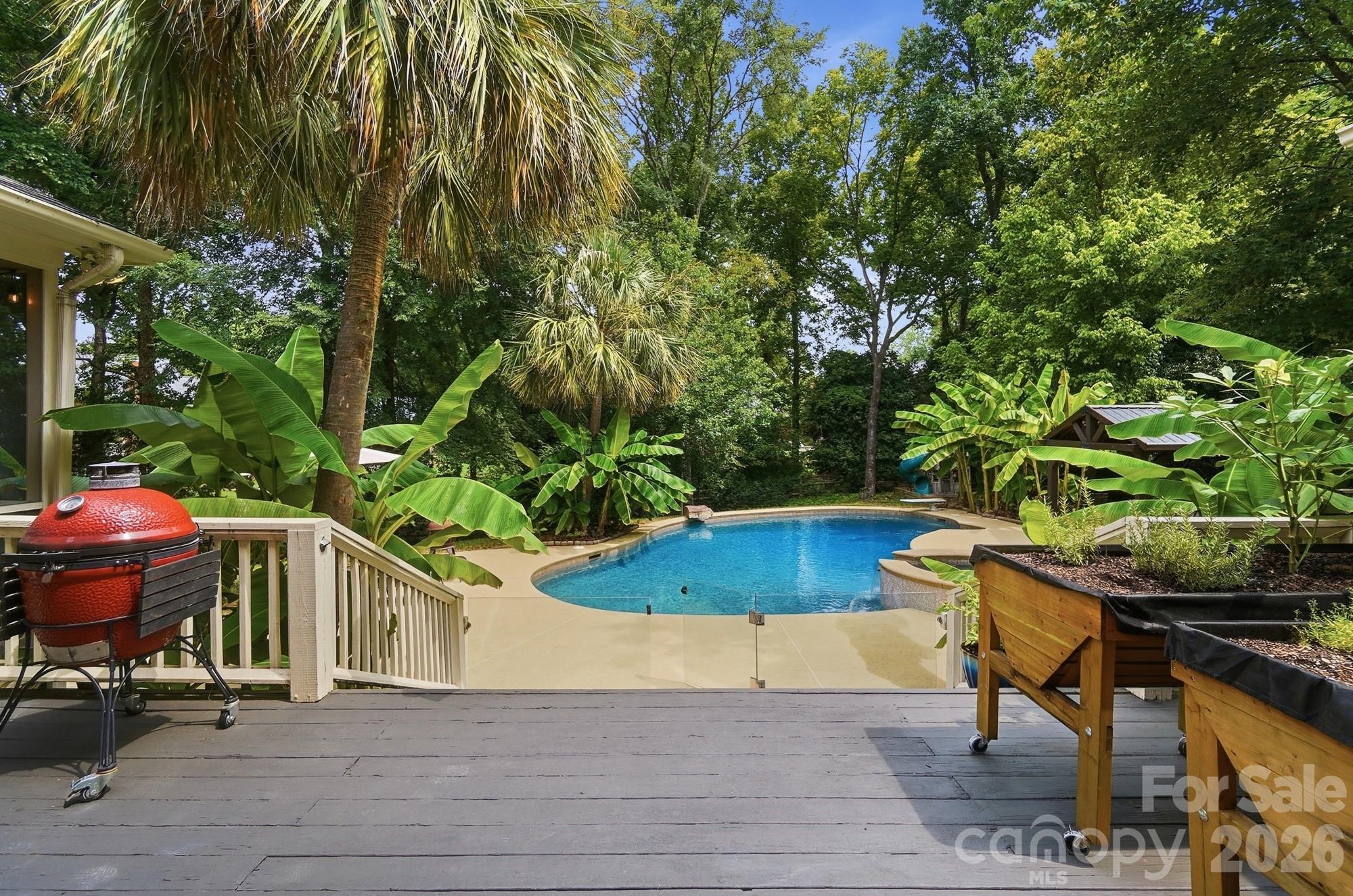 10427 Hadleigh Place — Charlotte