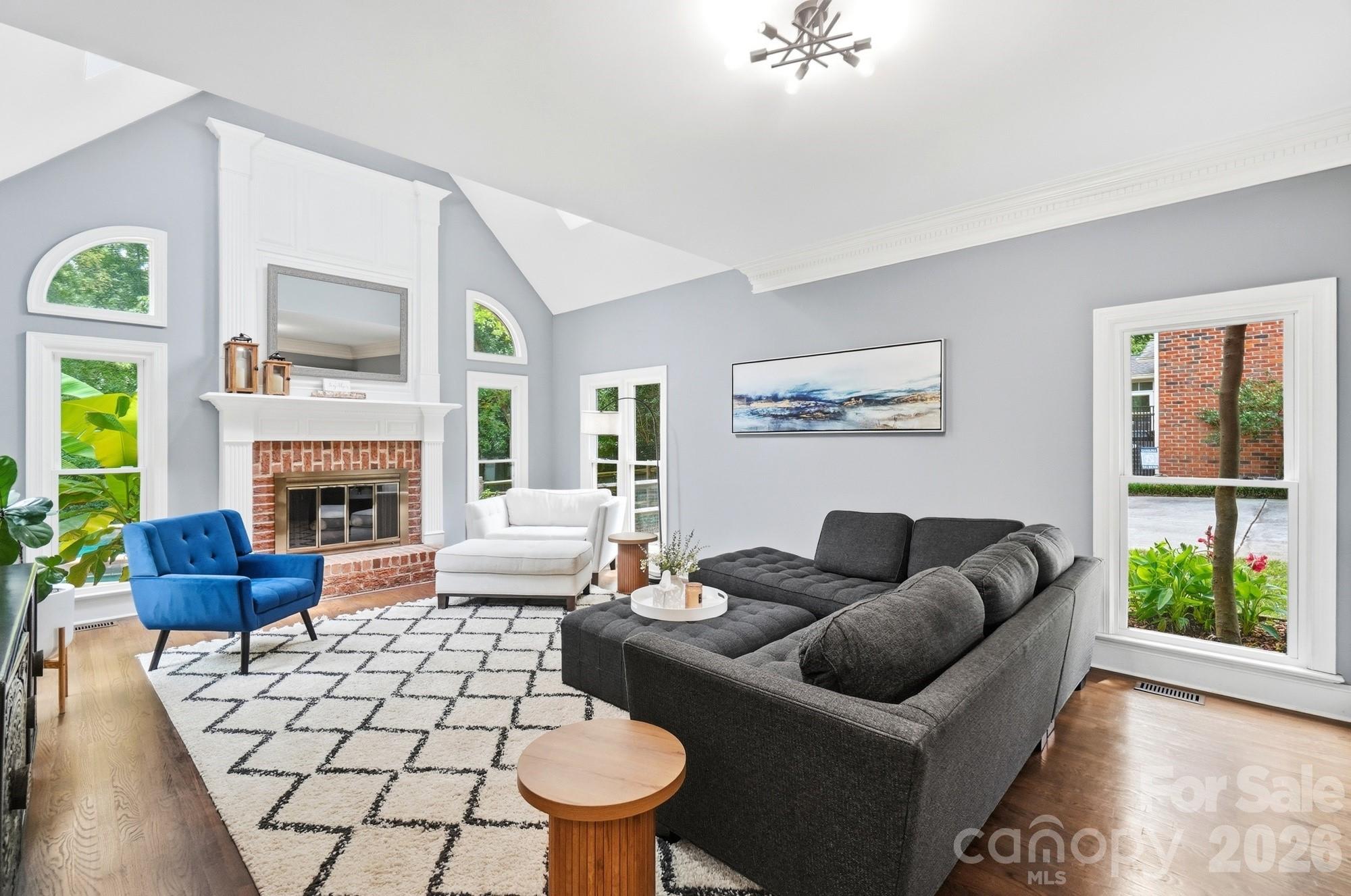 10427 Hadleigh Place — Charlotte