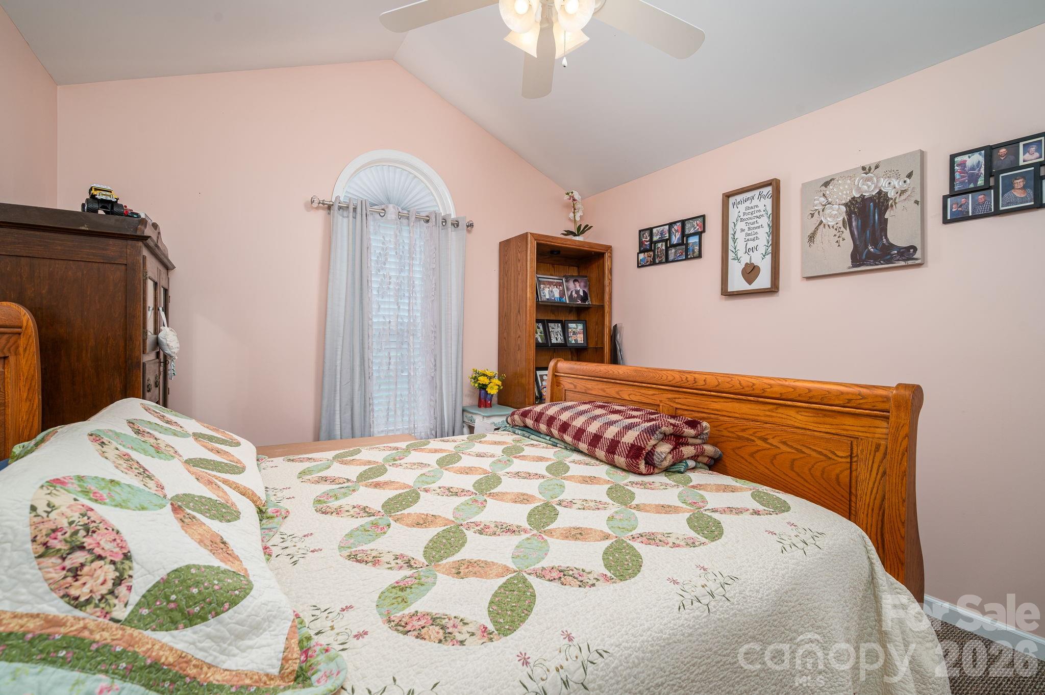 1882 Shuford Road — Lincolnton