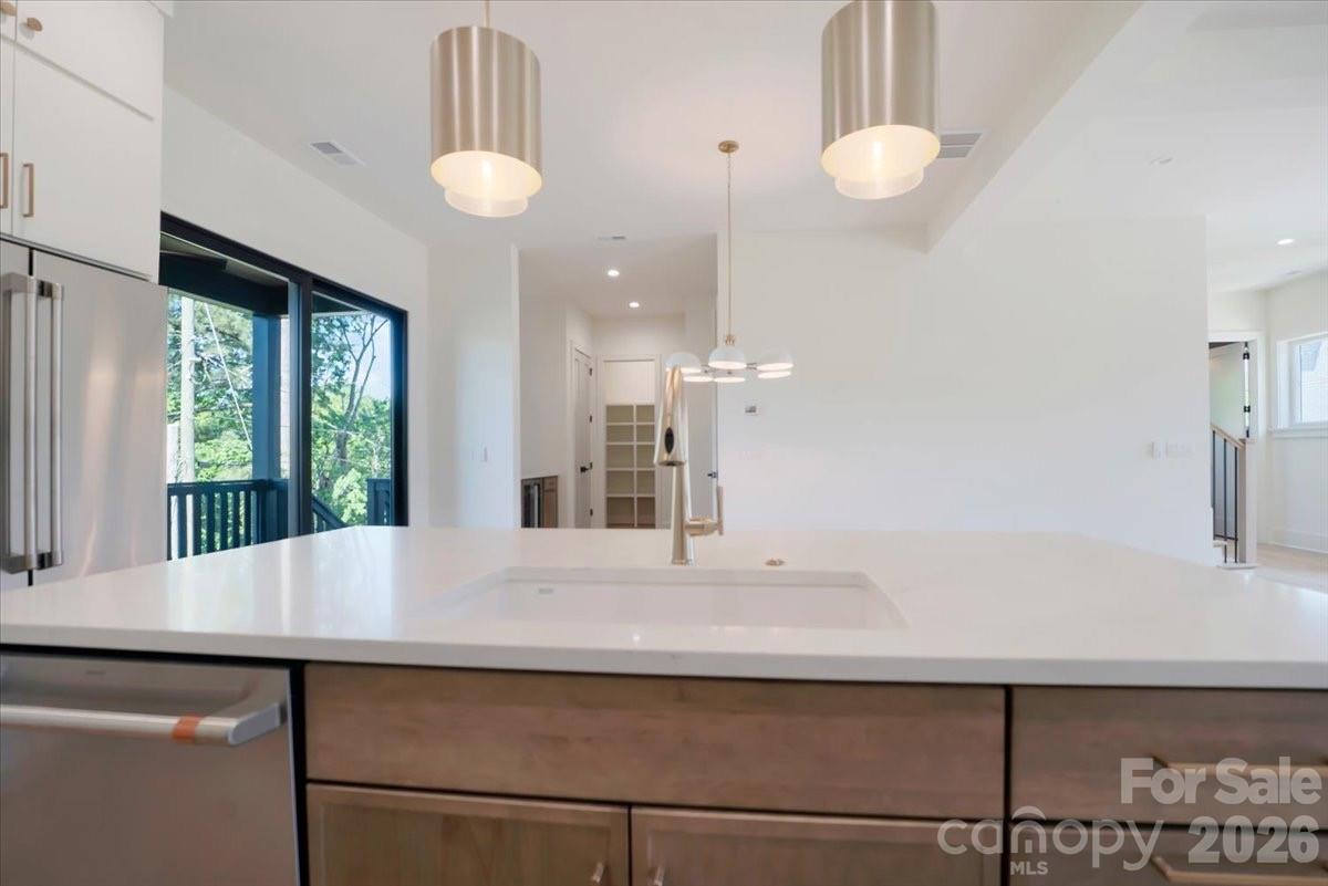 428 Dover Avenue — Charlotte