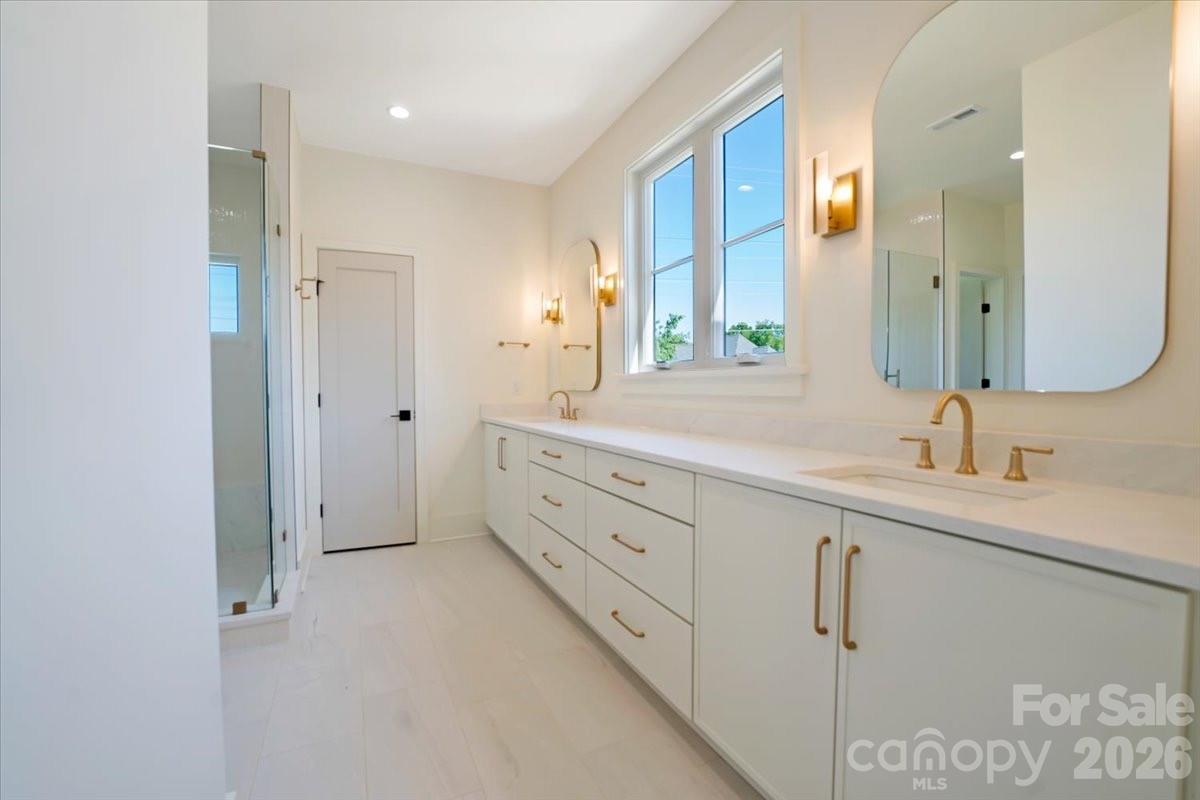 428 Dover Avenue — Charlotte