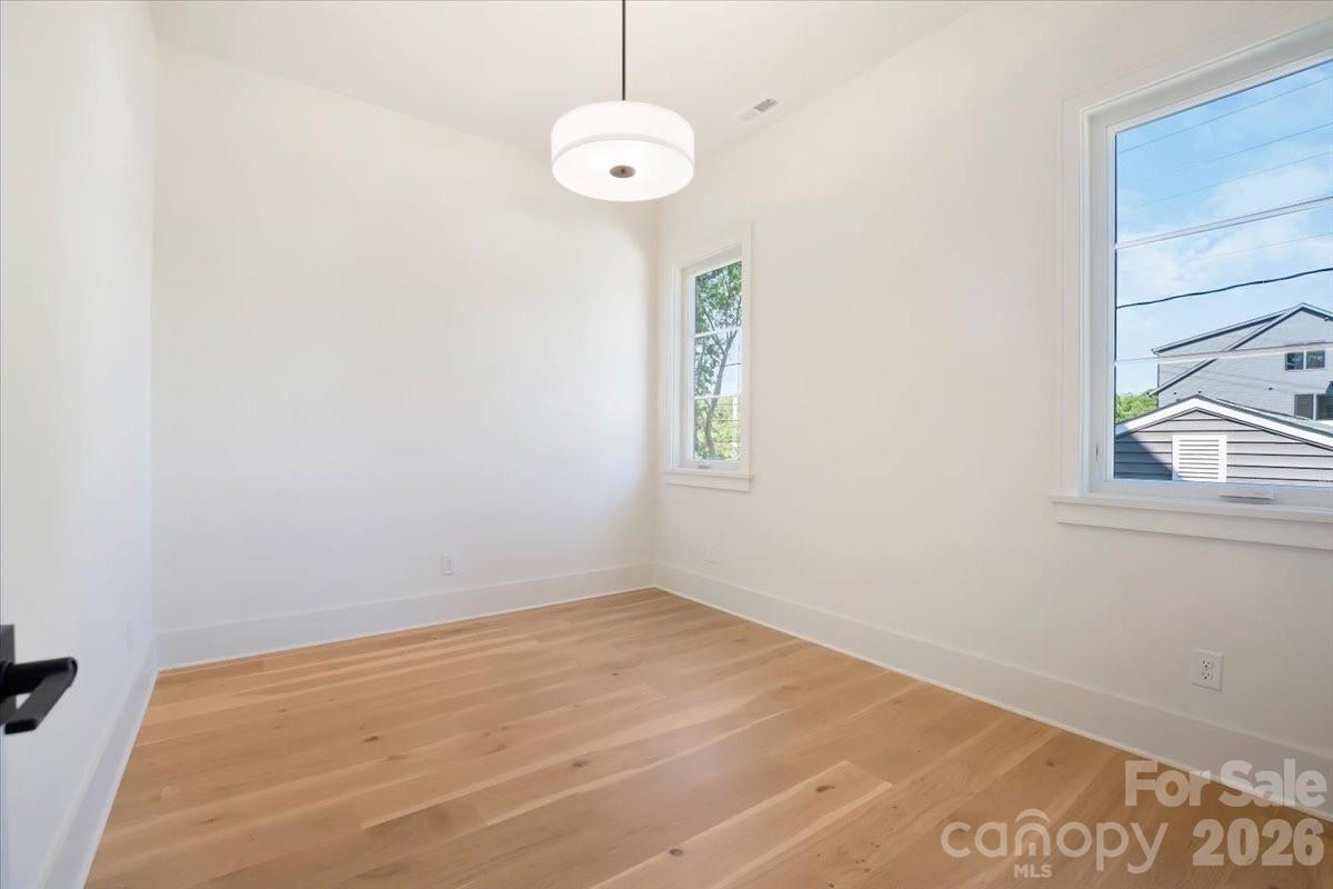 428 Dover Avenue — Charlotte