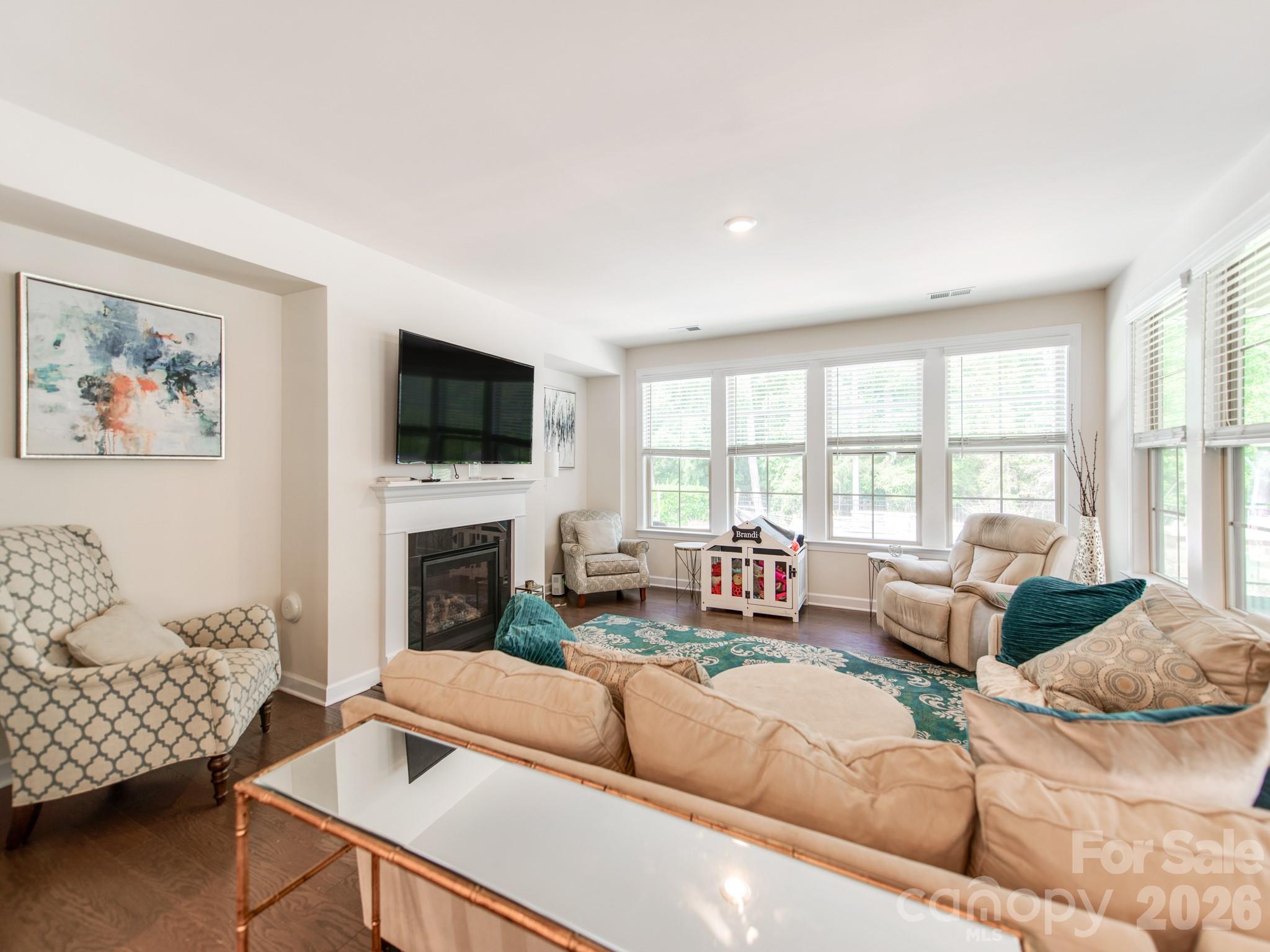 8022 Cornhill Avenue — Charlotte