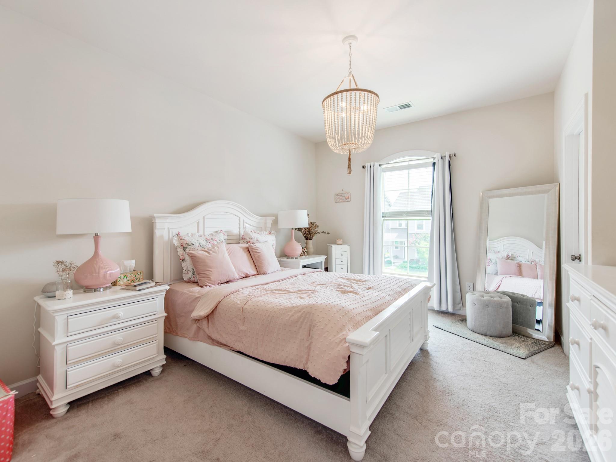 8022 Cornhill Avenue — Charlotte