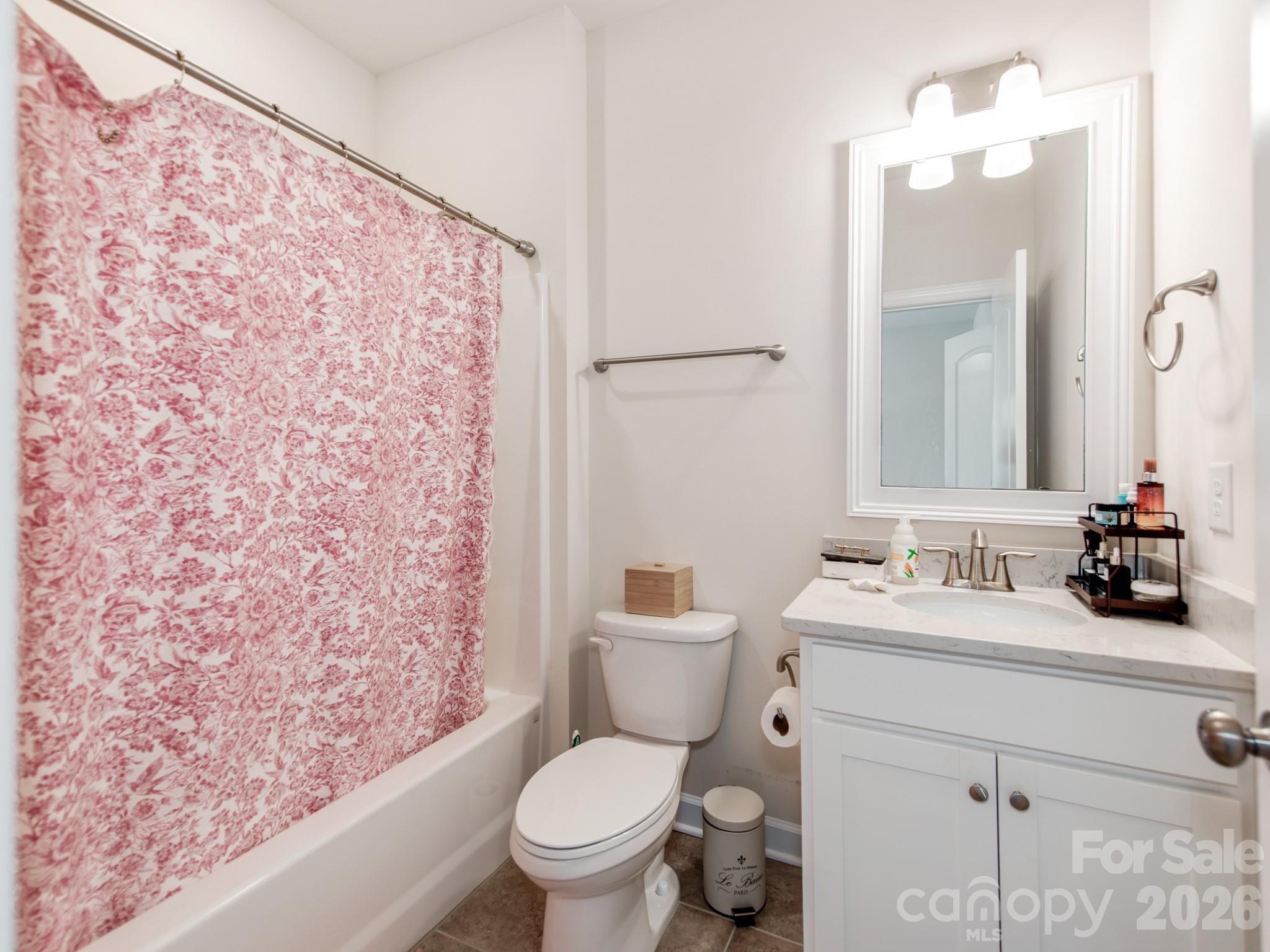 8022 Cornhill Avenue — Charlotte