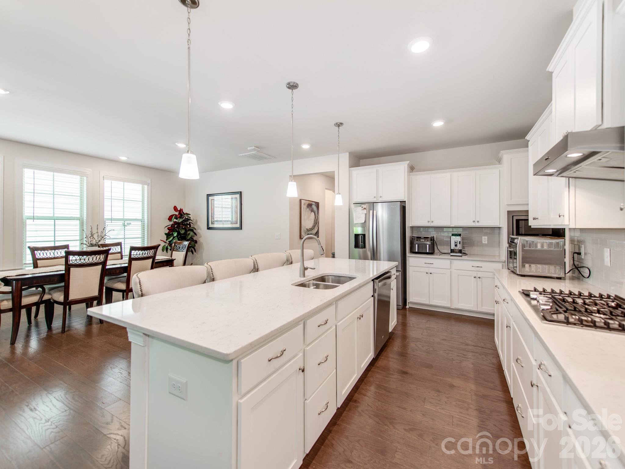 8022 Cornhill Avenue — Charlotte