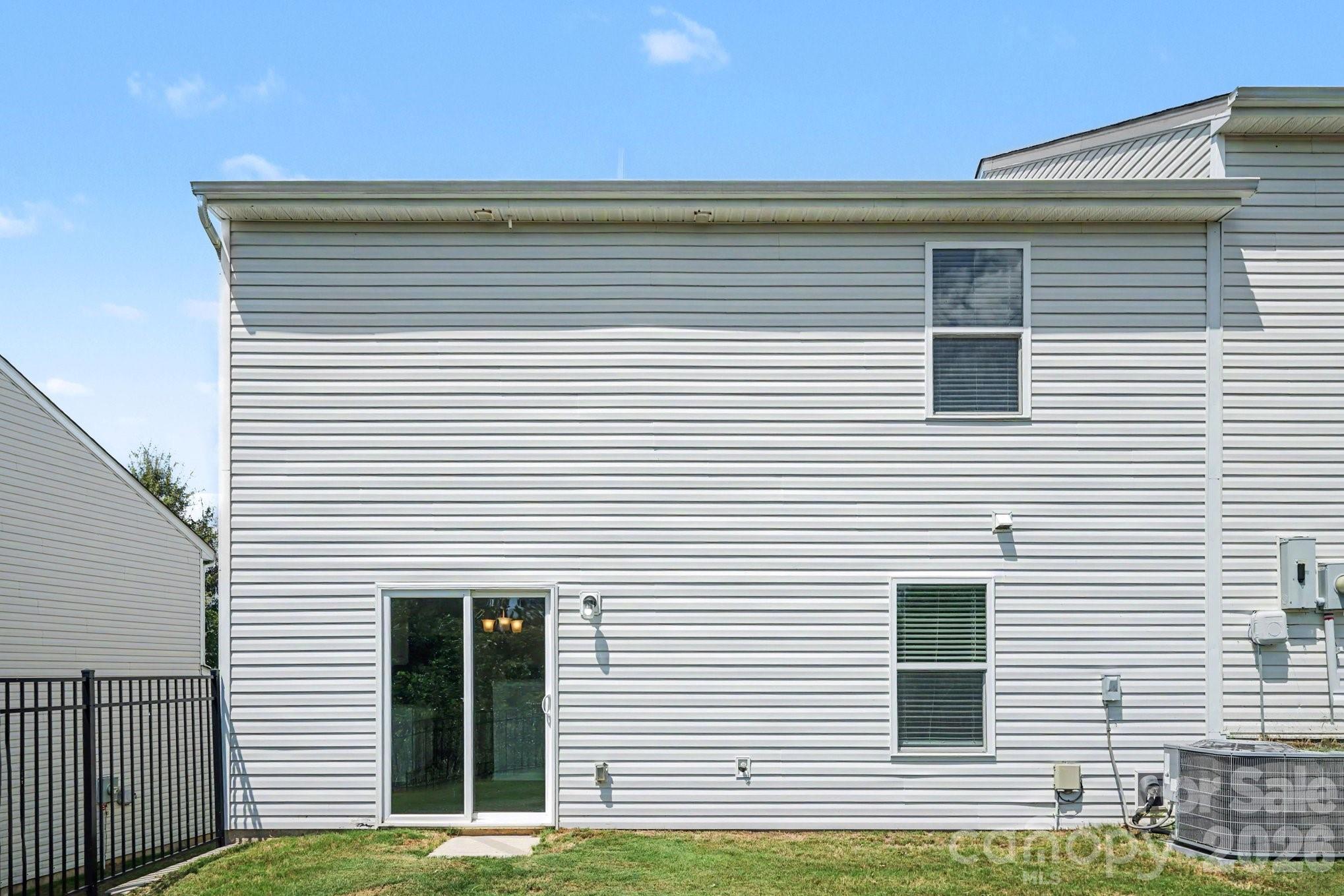 3915 Rosfield Drive — Charlotte