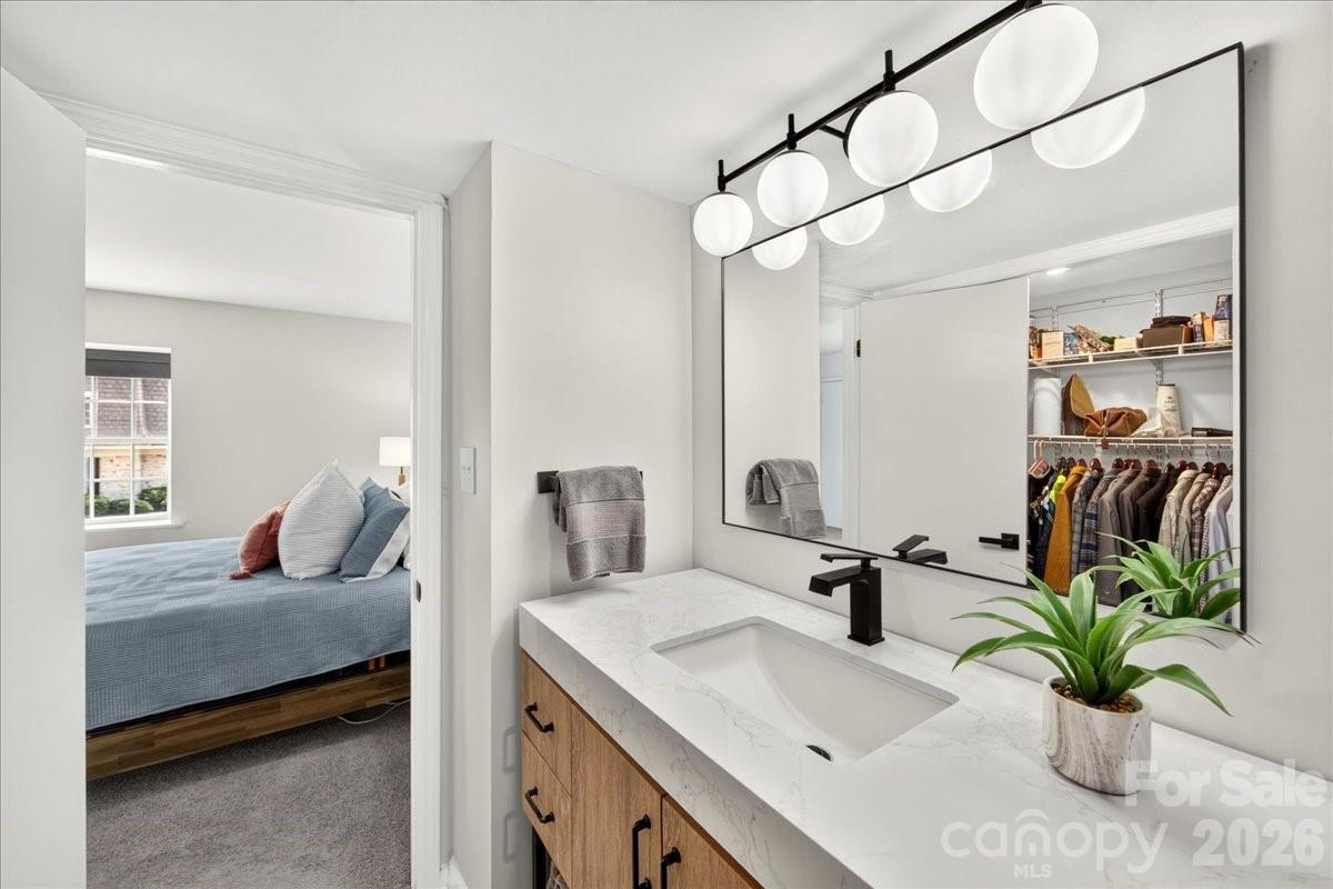 3500 Colony Road #E — Charlotte