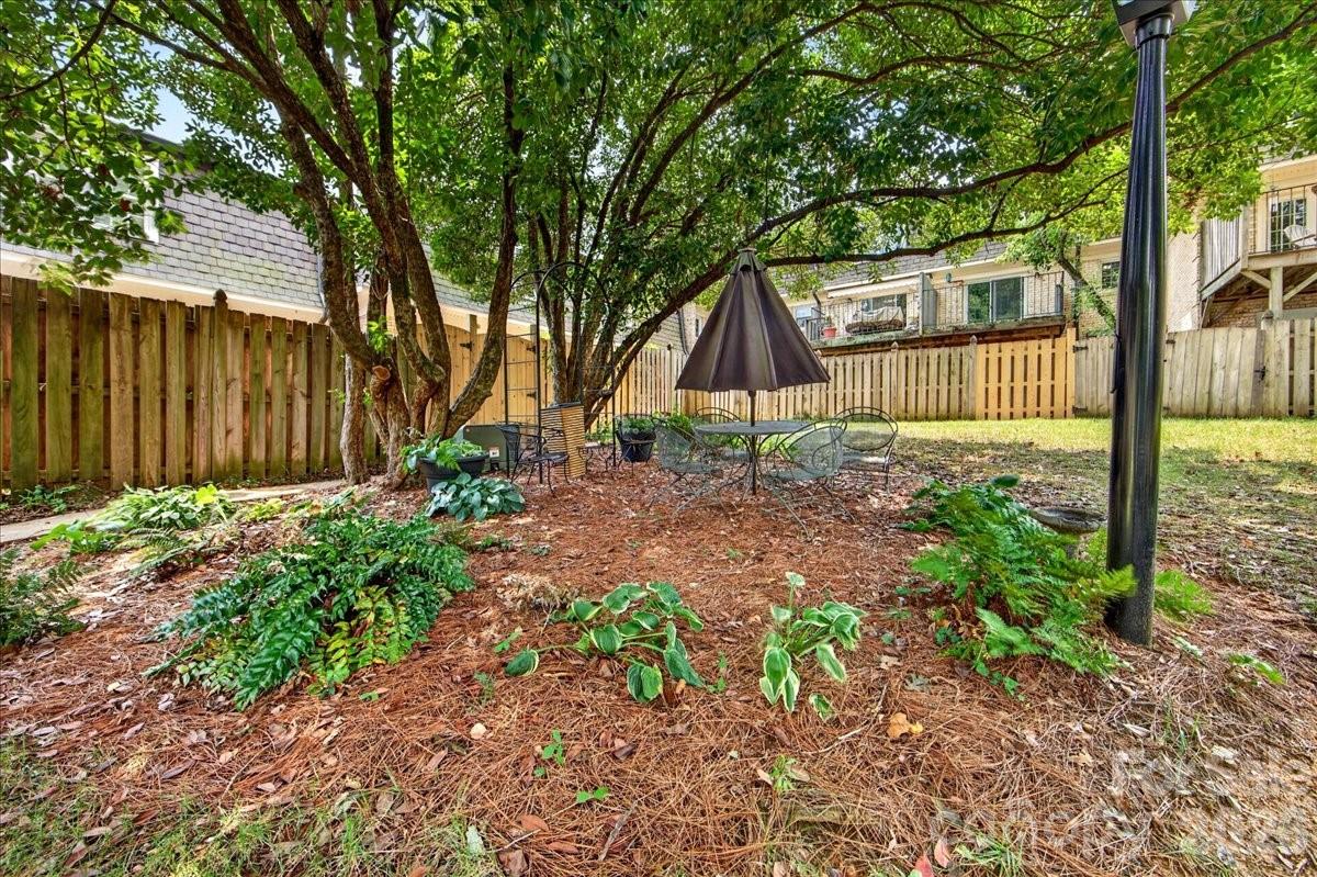 3500 Colony Road #E — Charlotte
