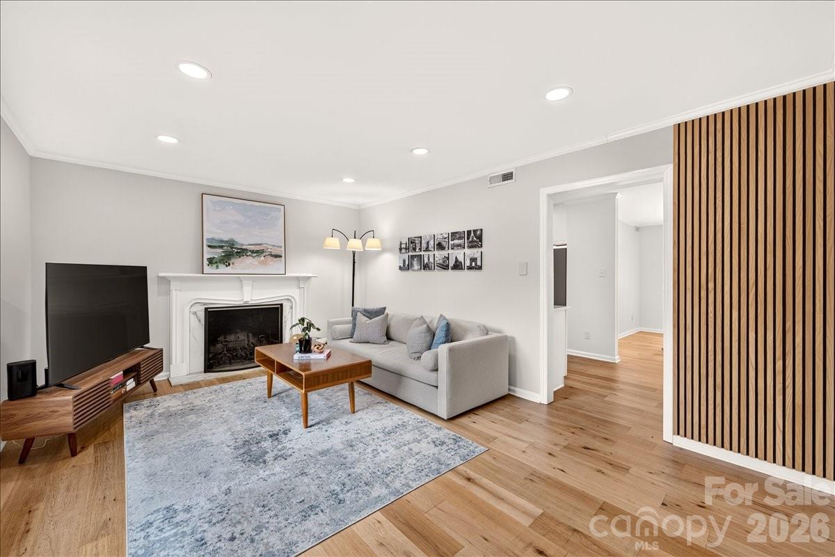 3500 Colony Road #E — Charlotte