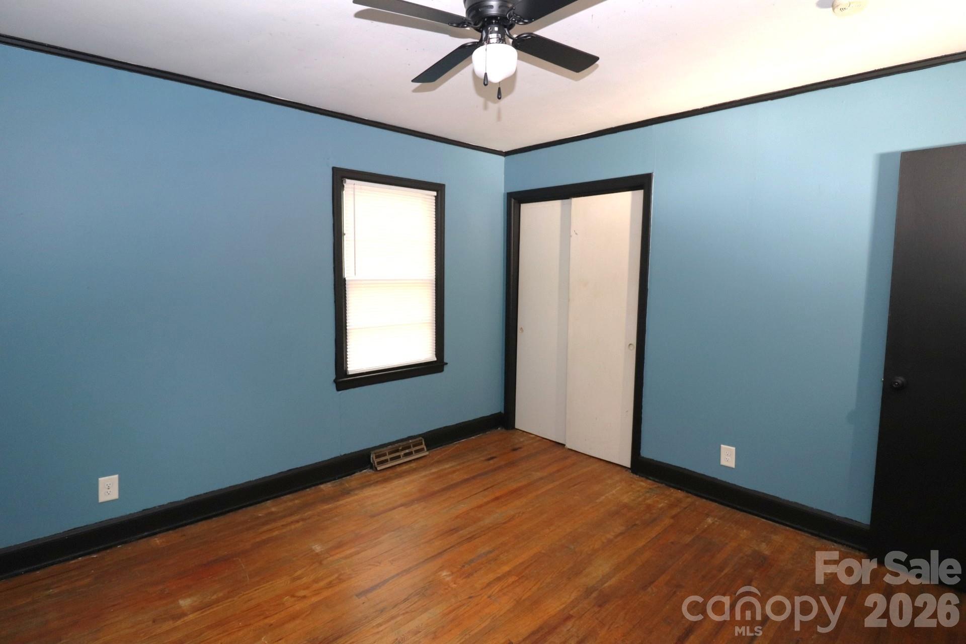 608 Westwood Circle — Gastonia