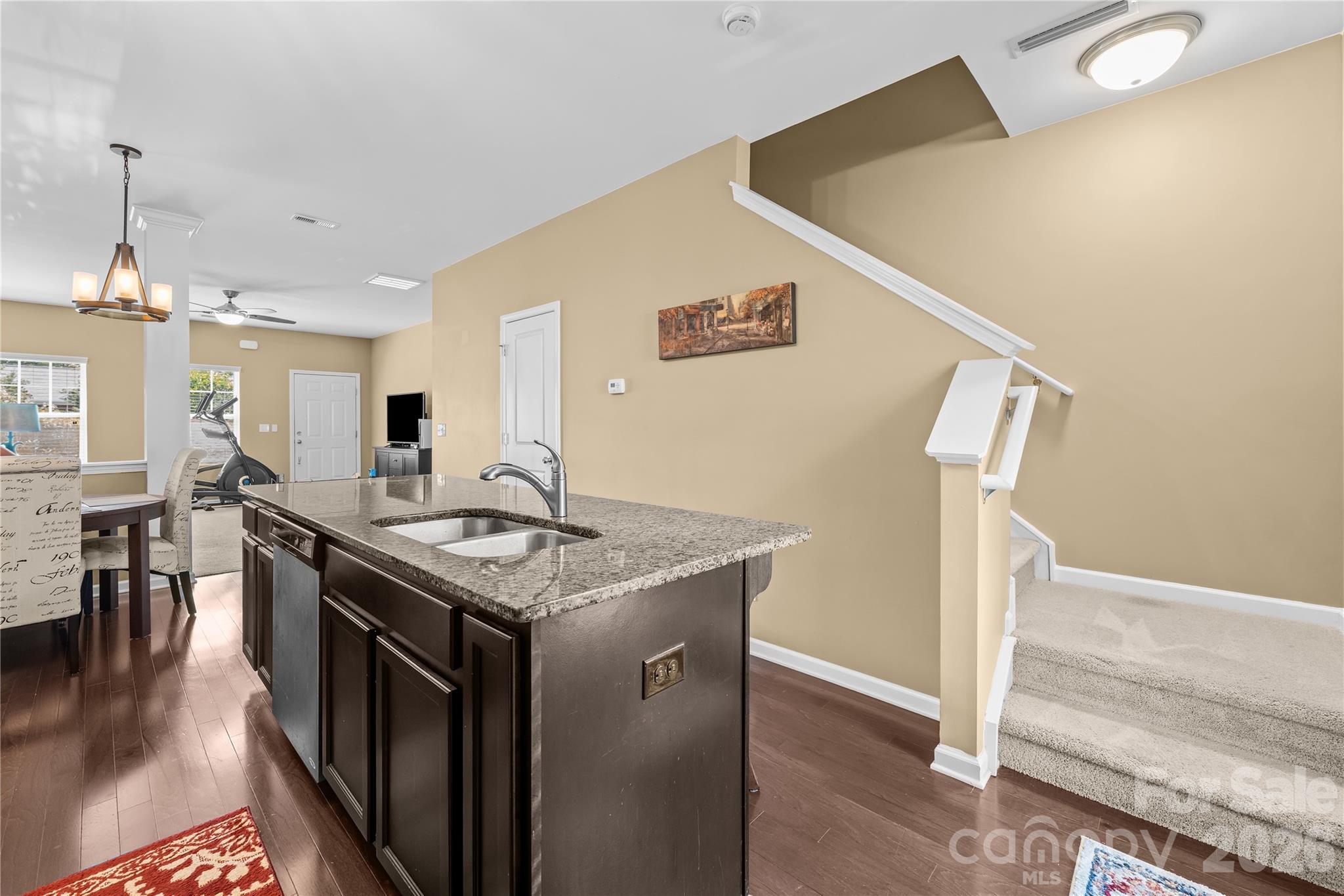 1209 Skywatch Lane #121 — Monroe
