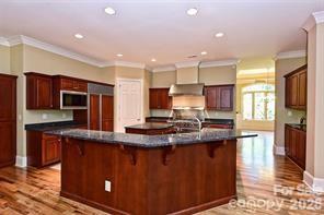 8680 Hills Dell Drive — Charlotte