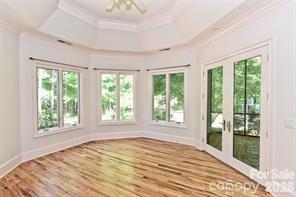 8680 Hills Dell Drive — Charlotte