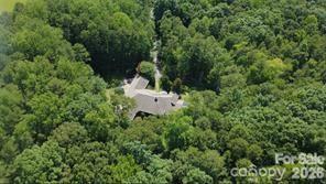 8680 Hills Dell Drive — Charlotte