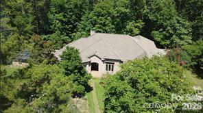 8680 Hills Dell Drive — Charlotte