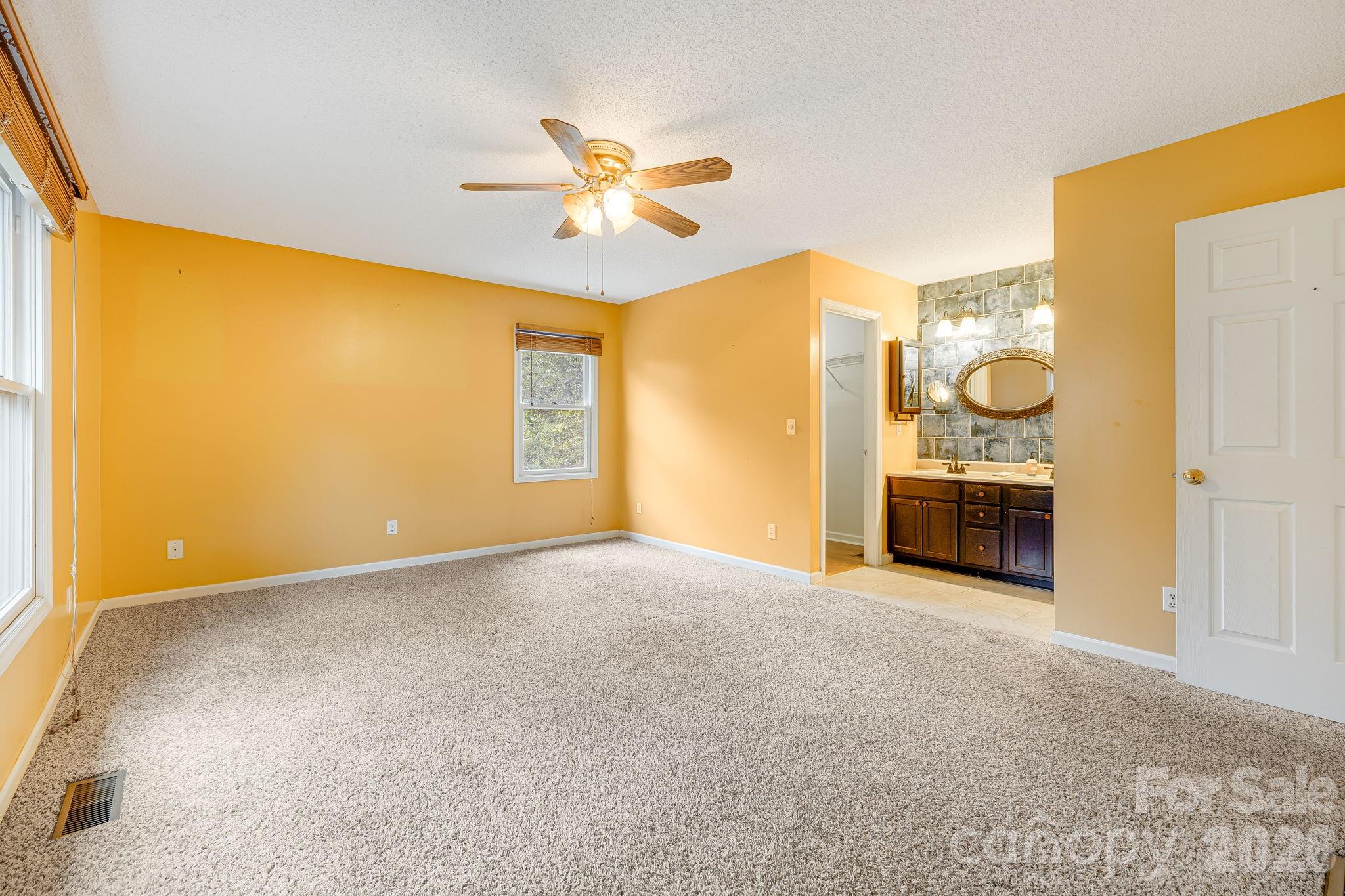 6 Arrowhead Lane — Weaverville