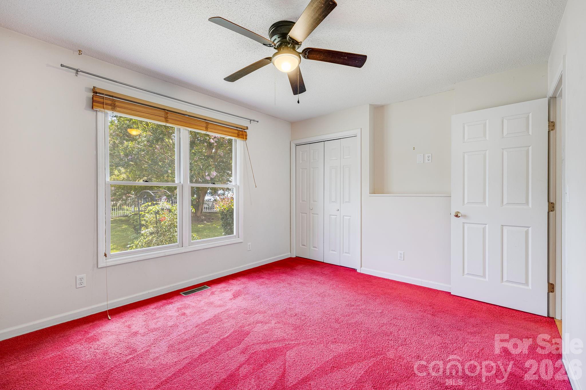 6 Arrowhead Lane — Weaverville
