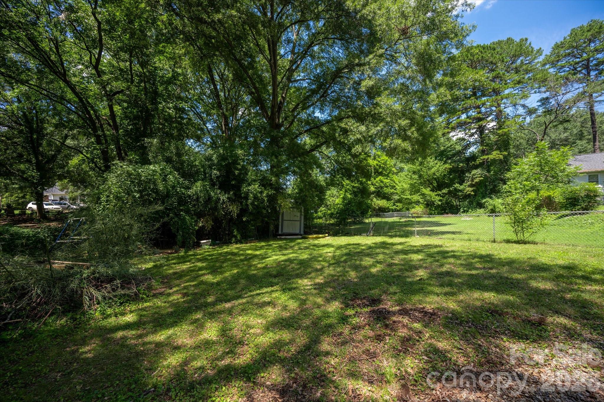 709 N Weldon Street — Gastonia