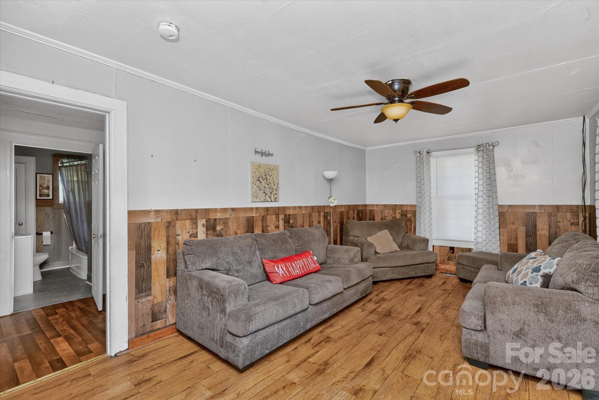 709 N Weldon Street — Gastonia