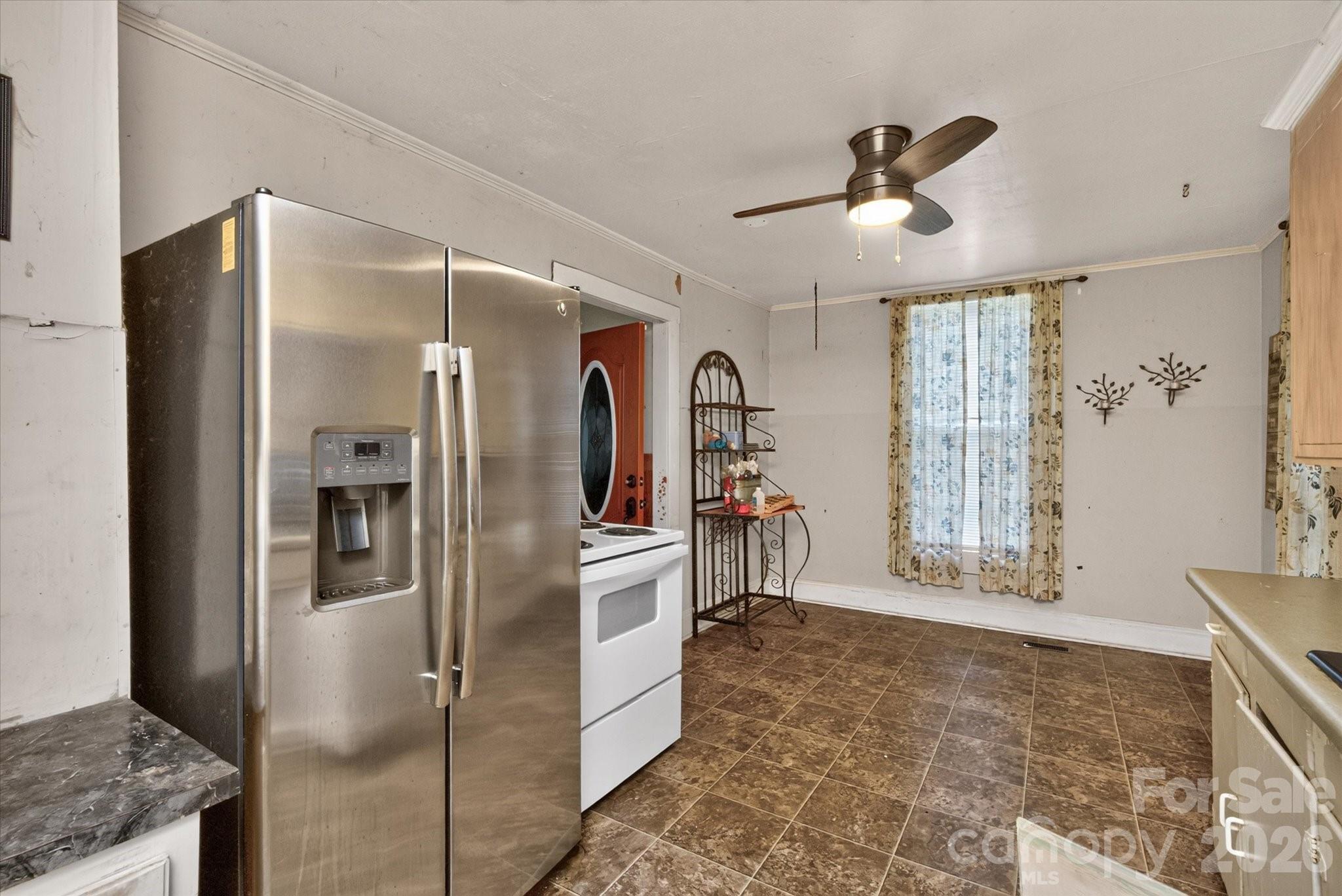 709 N Weldon Street — Gastonia
