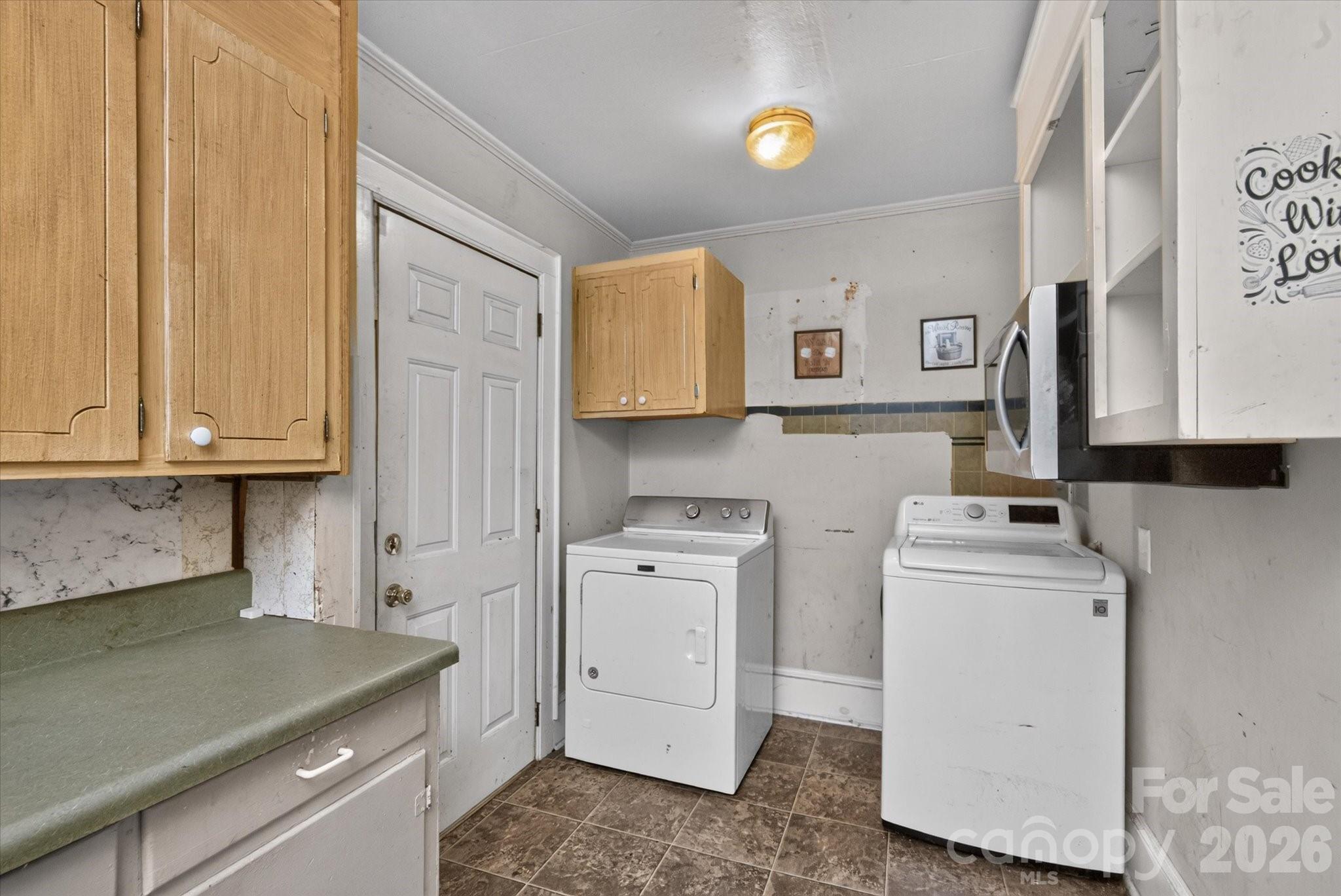 709 N Weldon Street — Gastonia