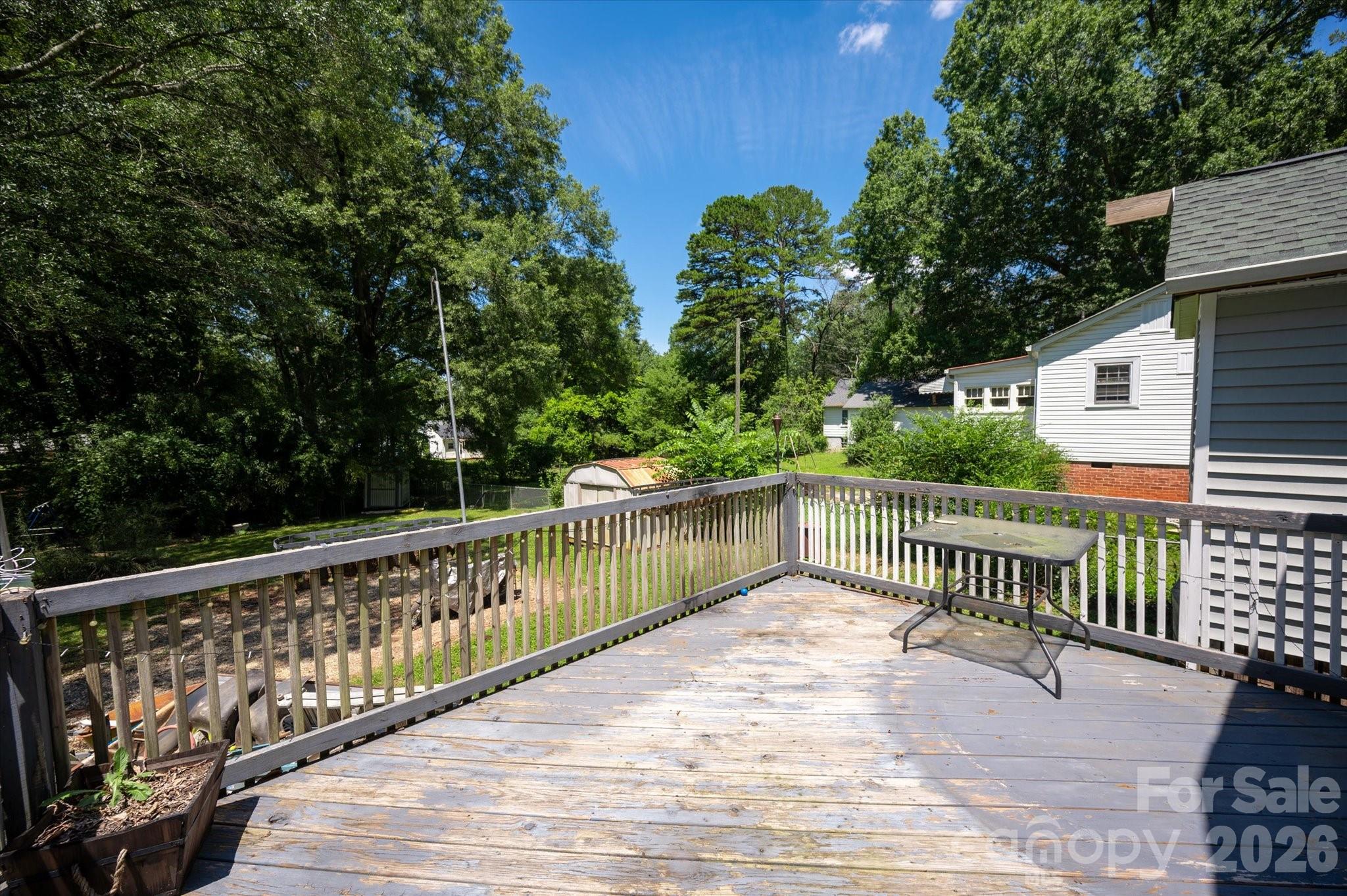 709 N Weldon Street — Gastonia