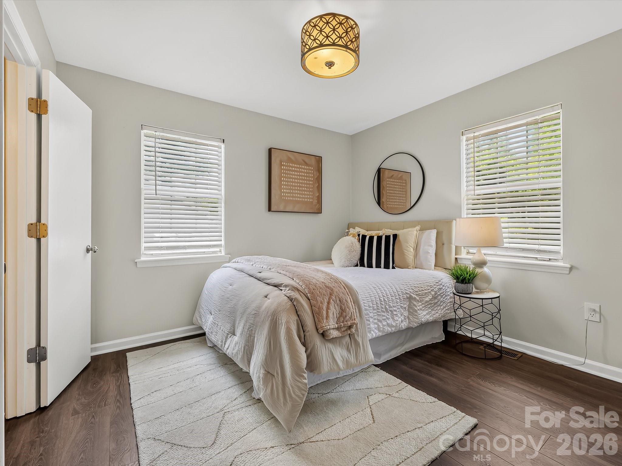 1521 Sumter Avenue — Charlotte