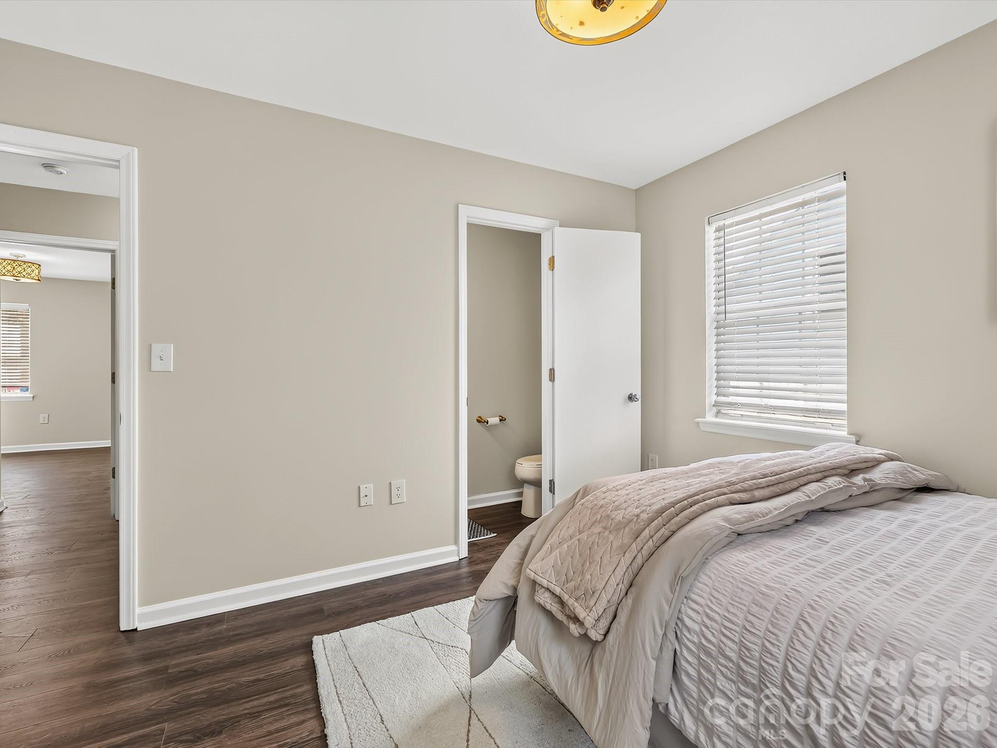 1521 Sumter Avenue — Charlotte