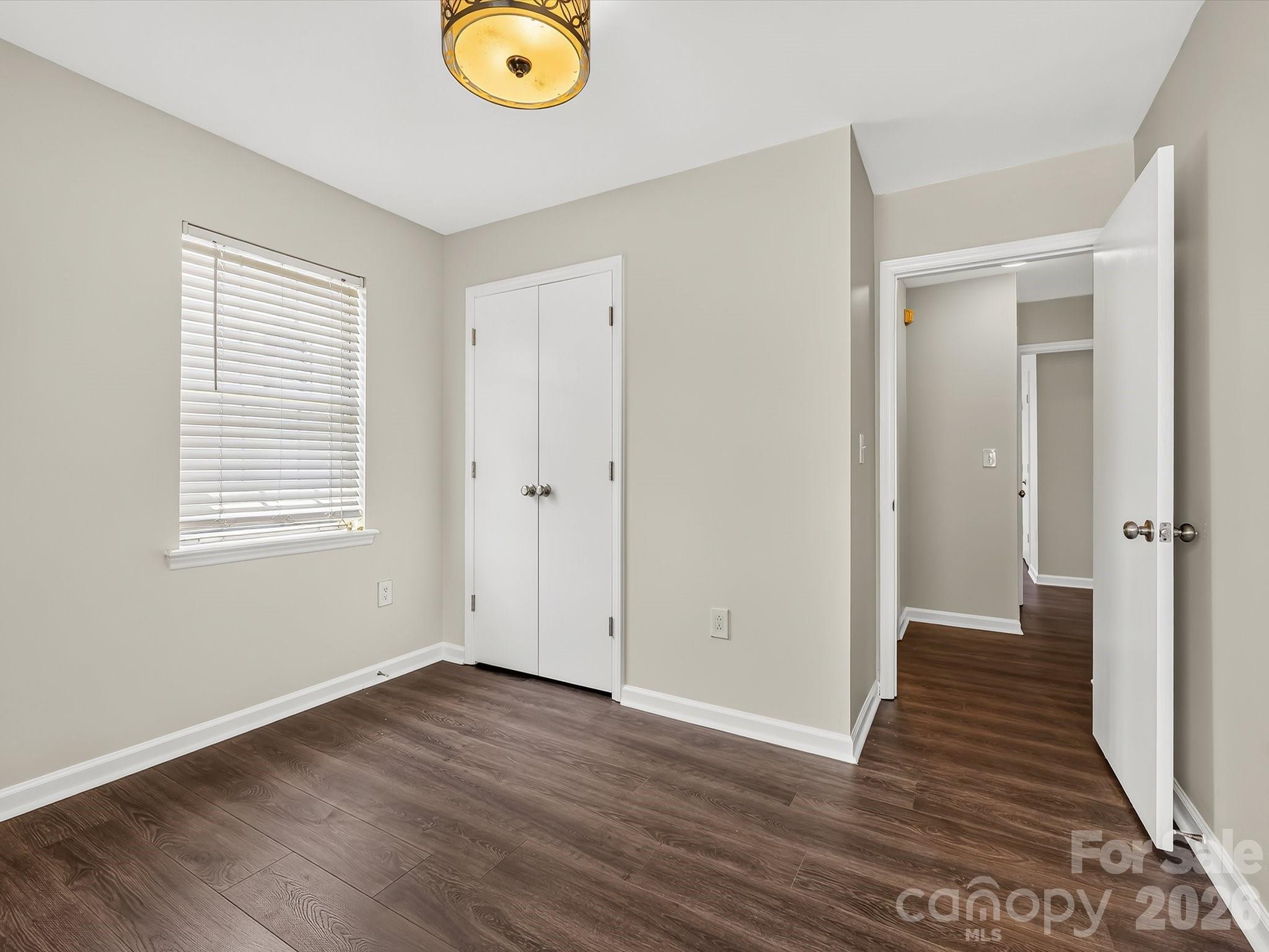 1521 Sumter Avenue — Charlotte