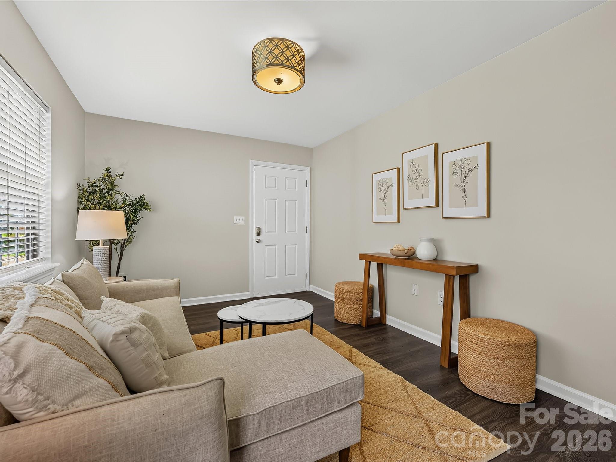 1521 Sumter Avenue — Charlotte