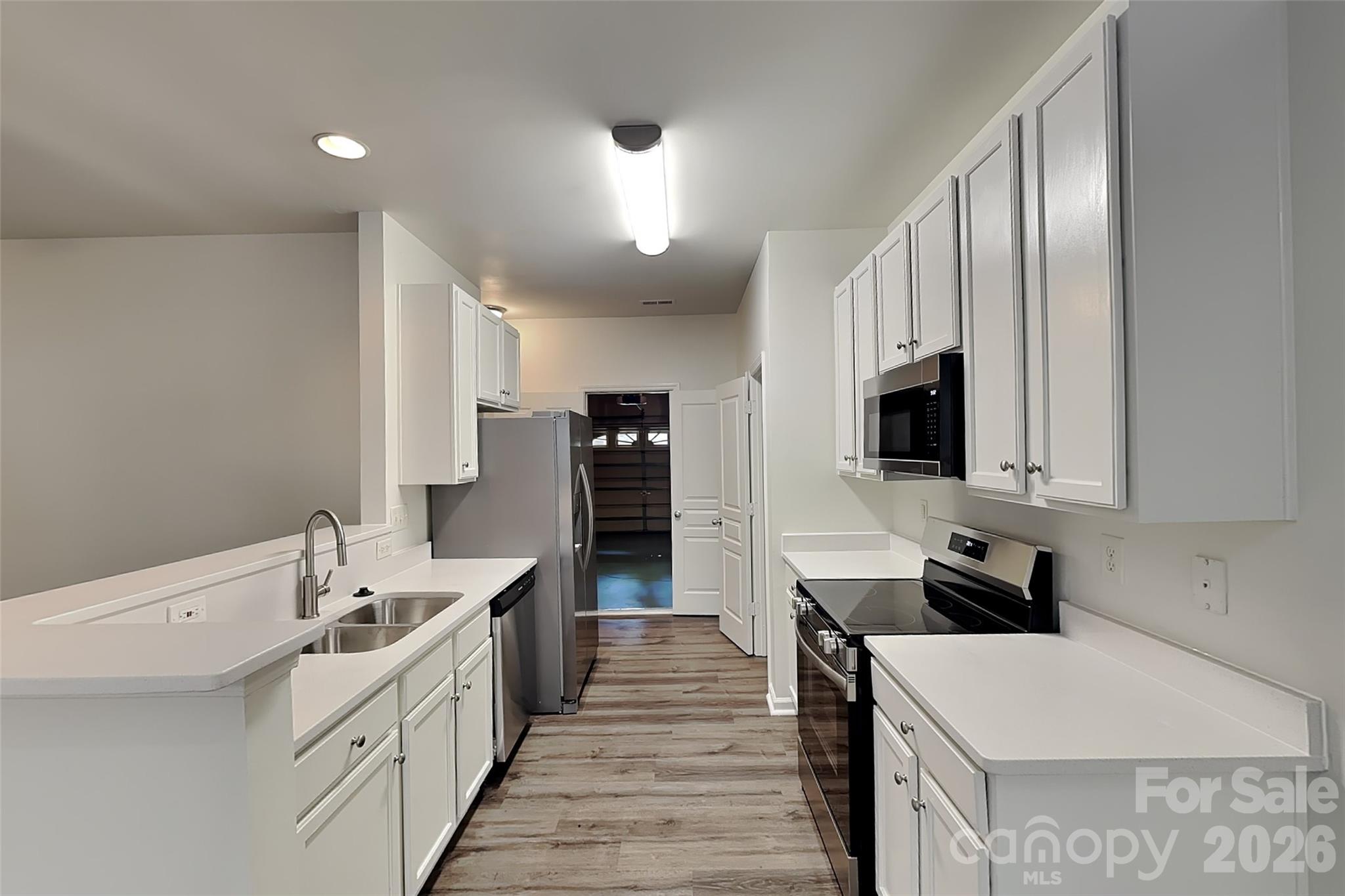 6523 Avonlea Court — Charlotte