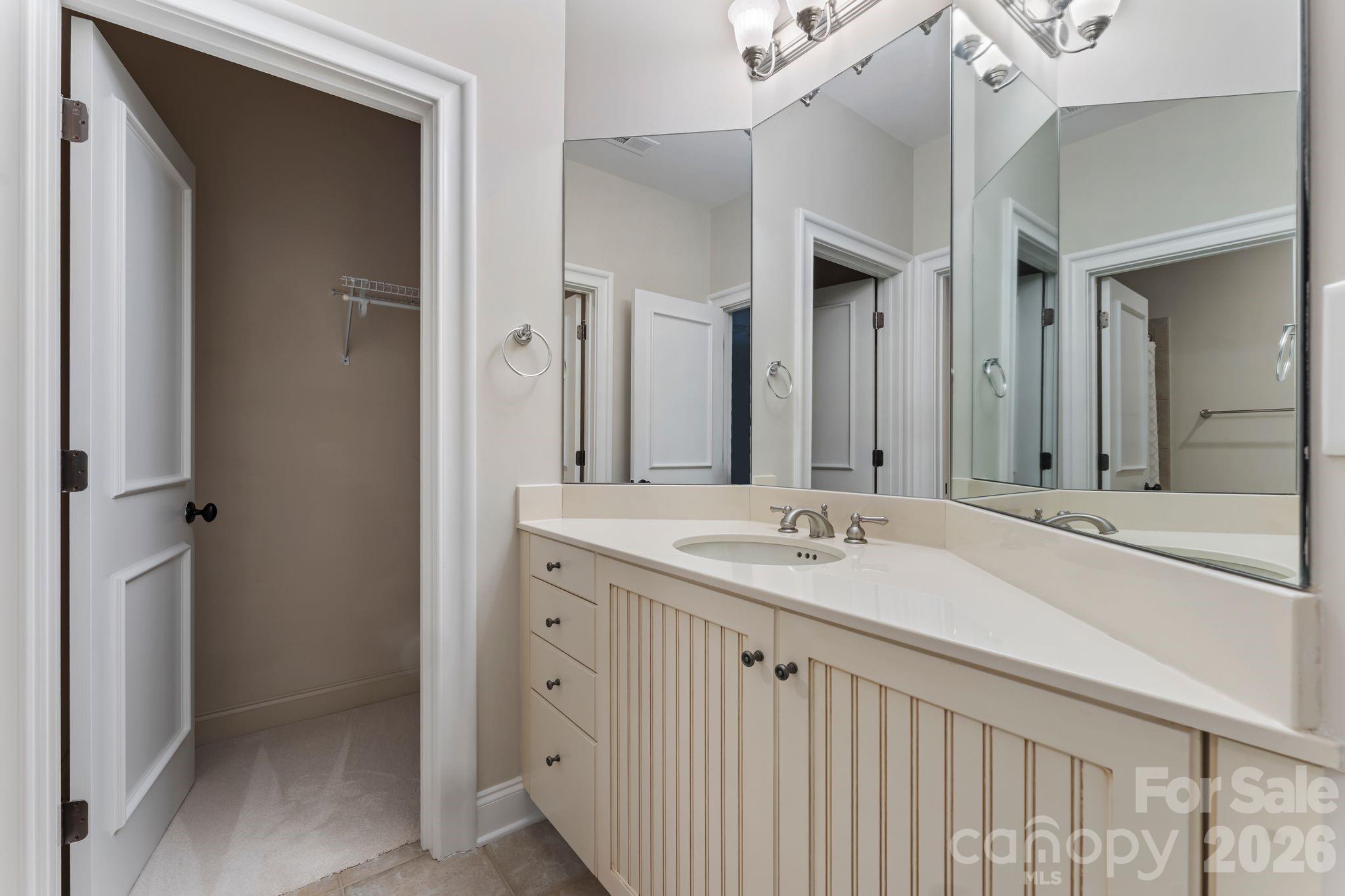 11808 Pleasant Wyatt Place — Charlotte