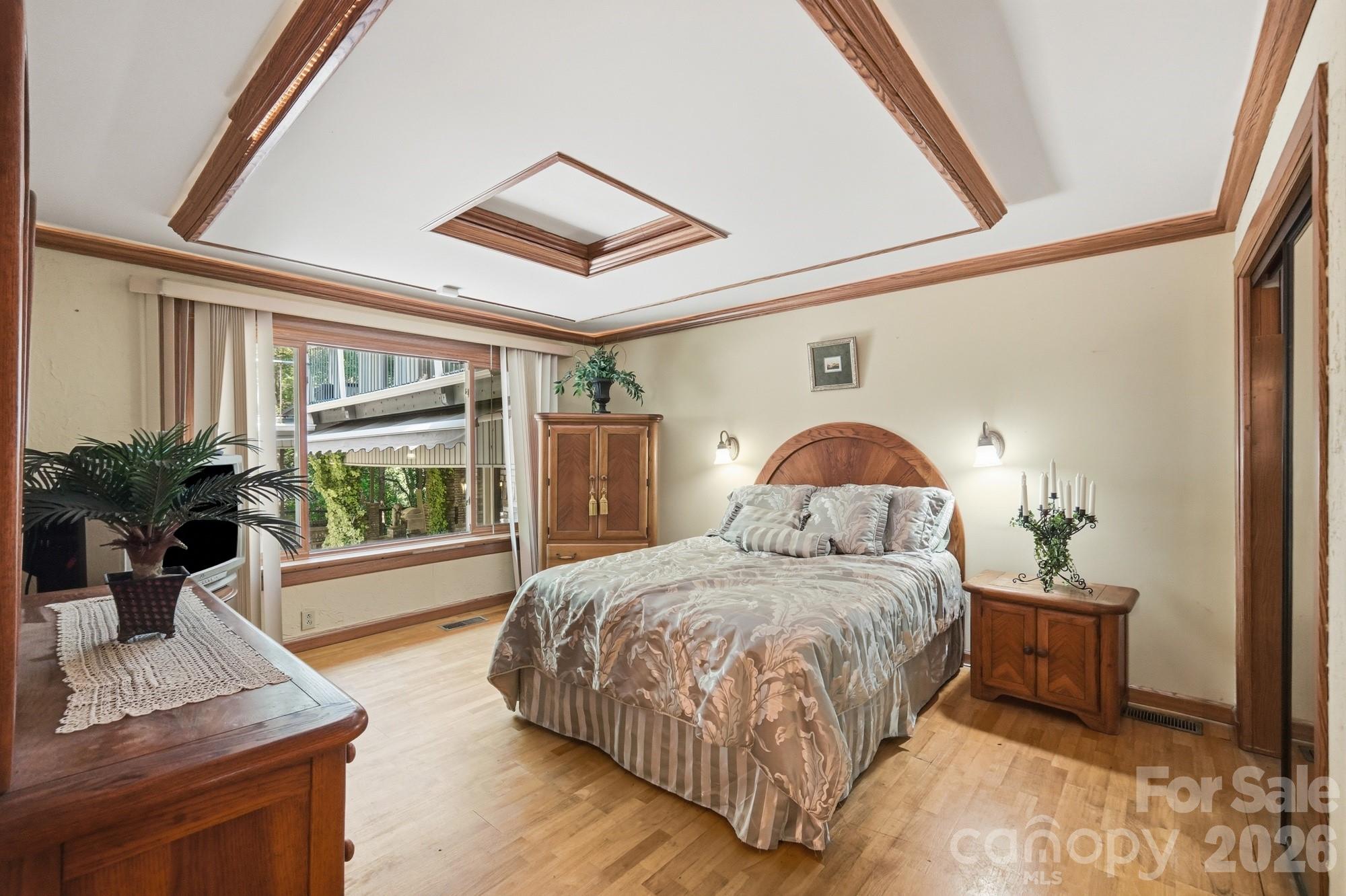 223 Millwood Lane — Charlotte