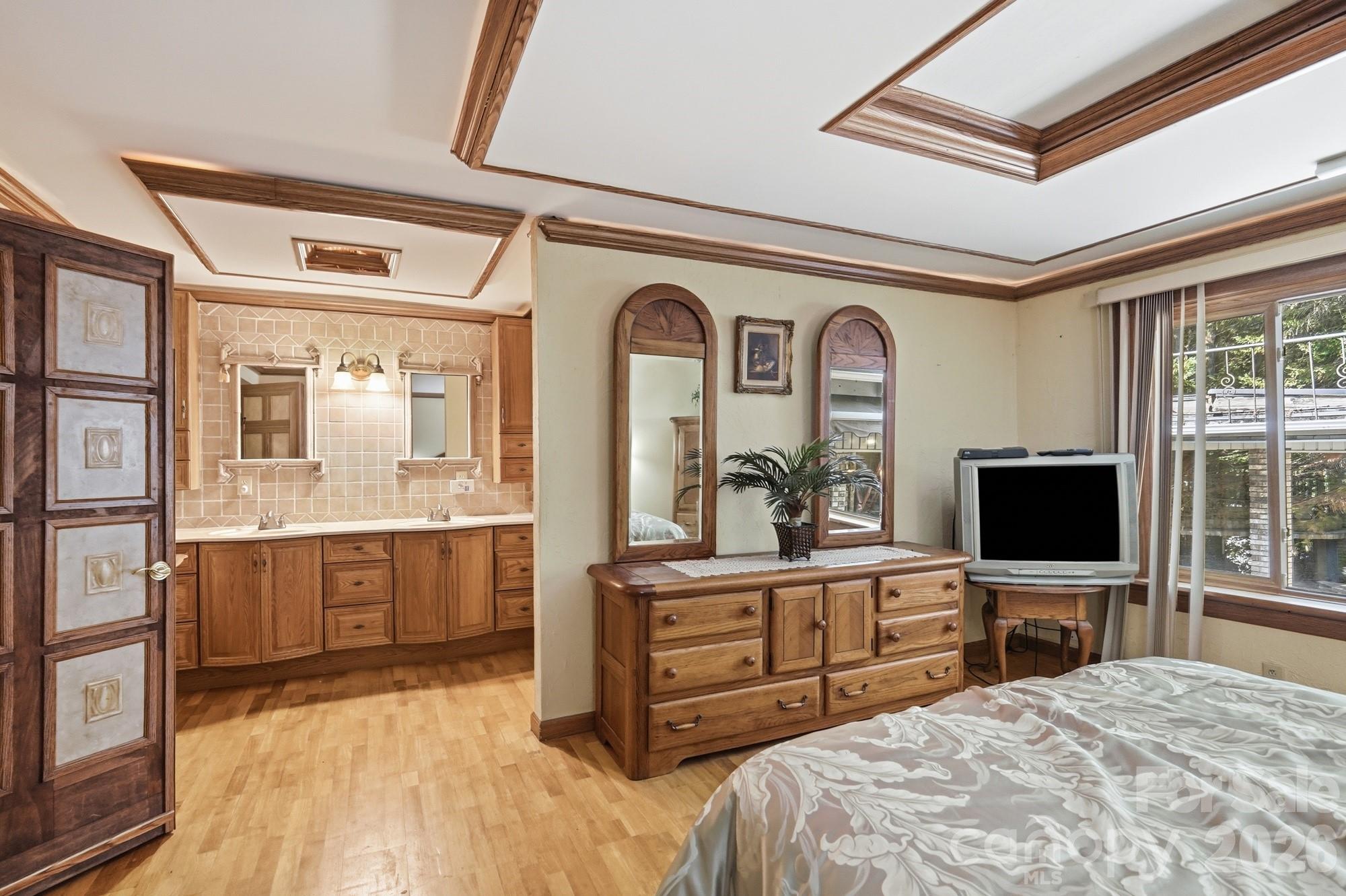223 Millwood Lane — Charlotte