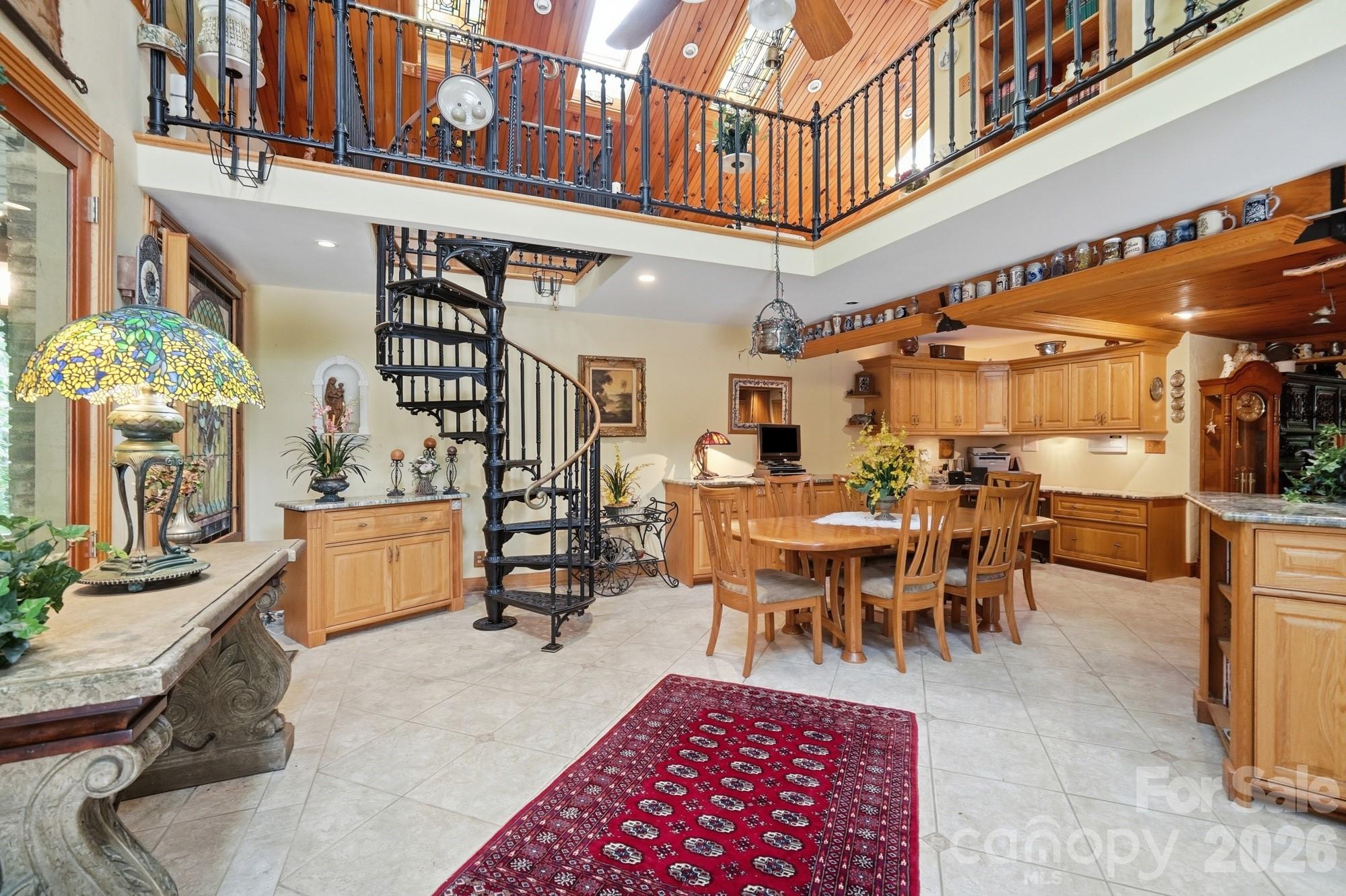 223 Millwood Lane — Charlotte