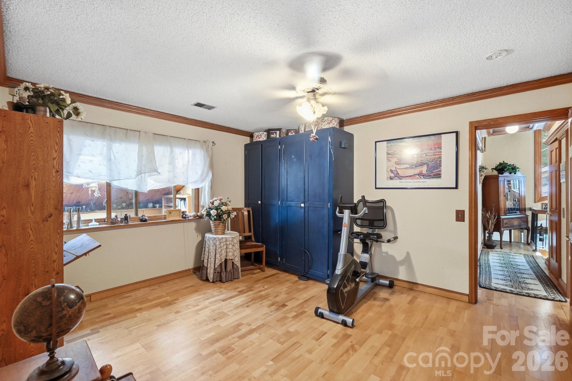 223 Millwood Lane — Charlotte